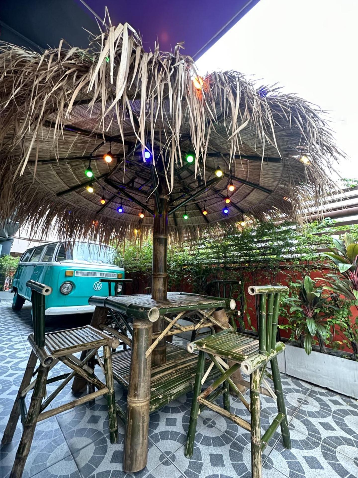 בנגקוק H-District Boutique Poshotel מראה חיצוני תמונה