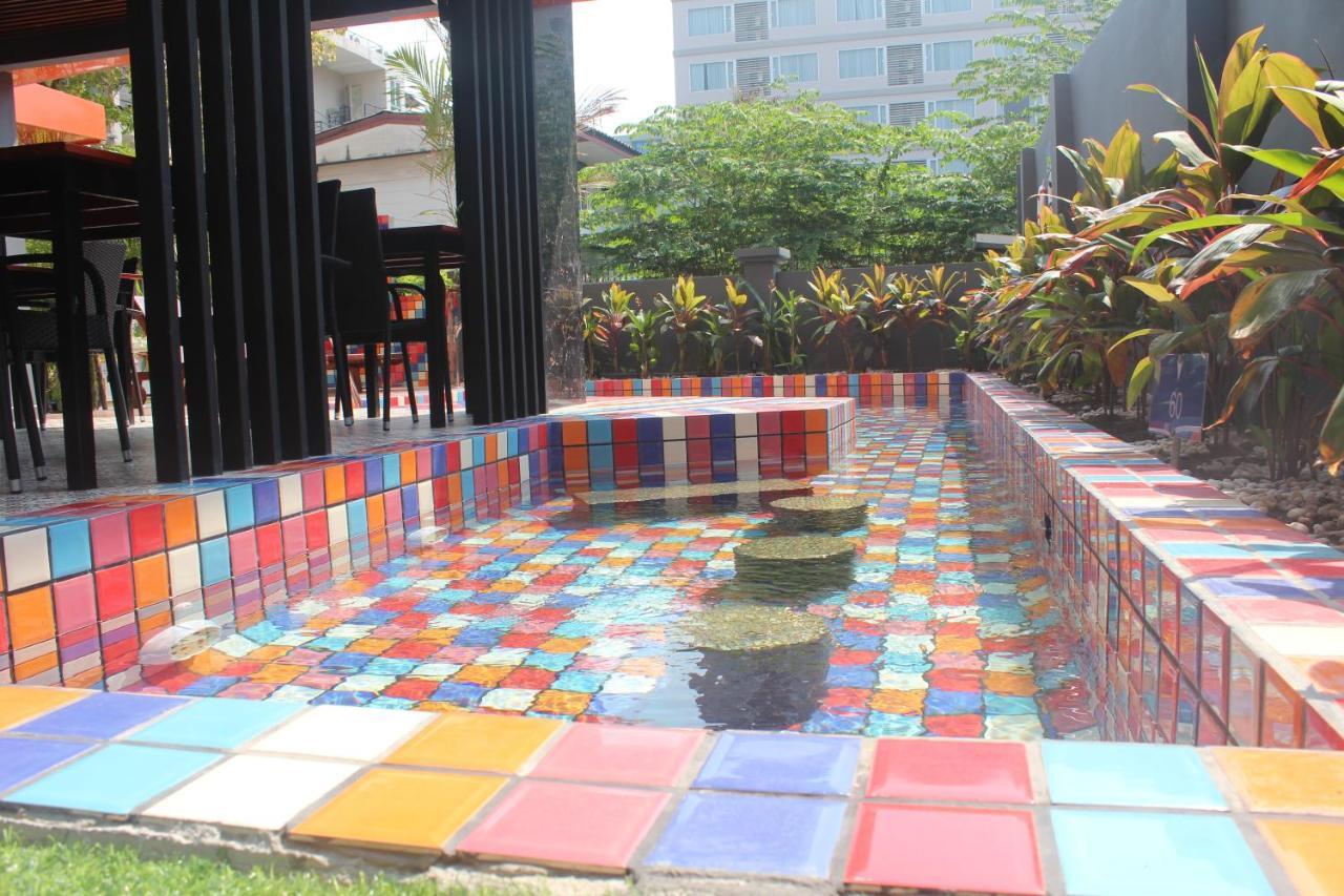 בנגקוק H-District Boutique Poshotel מראה חיצוני תמונה